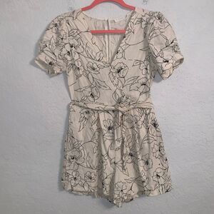 Lush Linen. Lend V-Neck Floral Lightweight Romper Size S